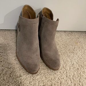 Lucky brand Ponic booties